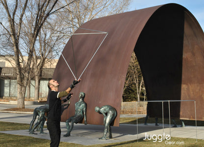 Juggling Pyramid